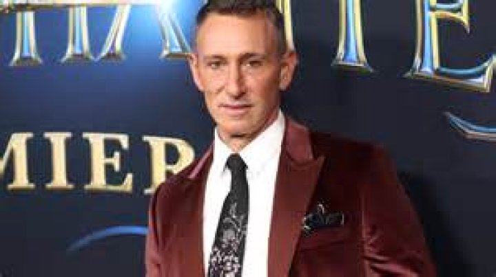 Adam Shankman (Director) - Age, Birthday, Bio, Facts, Family, Net Worth, Height & More |