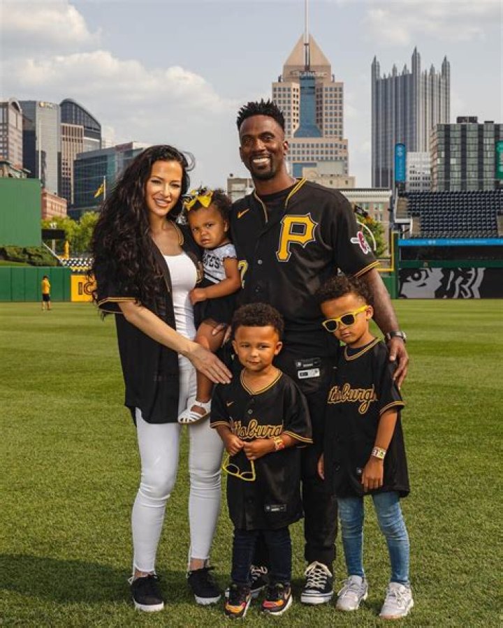 Andrew McCutchen - Age, Family, Bio ·