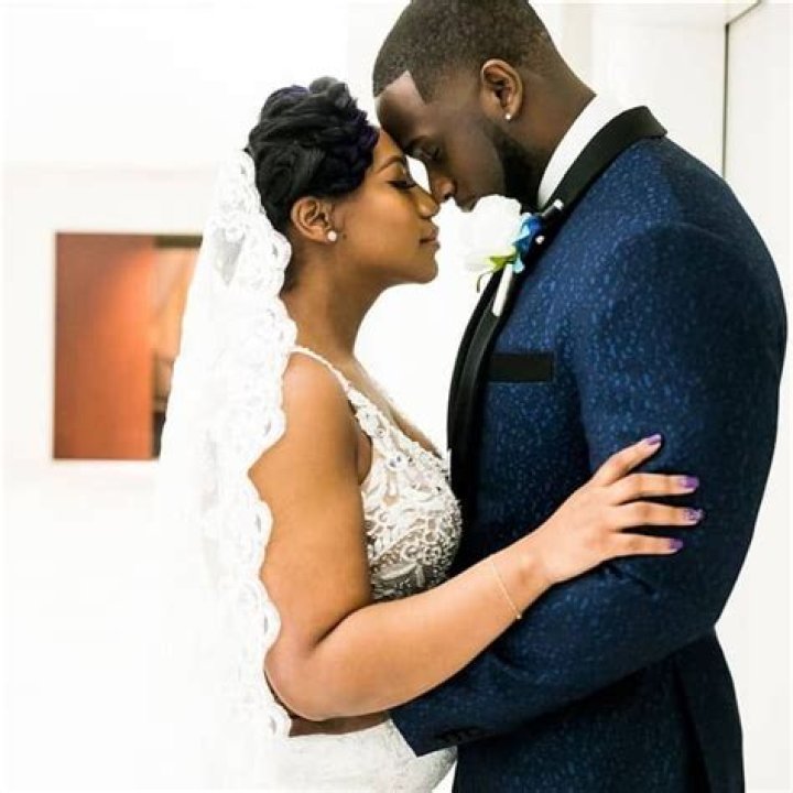 Ari Shaffir - Bio, Age, Height, Married, Nationality, Body Measurement ·