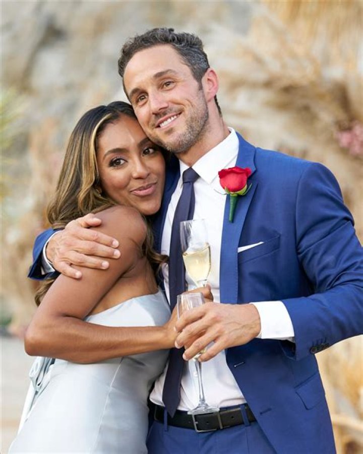 Bachelorette's Zac Clark Makes 1st Appearance After Tayshia Adams Split |