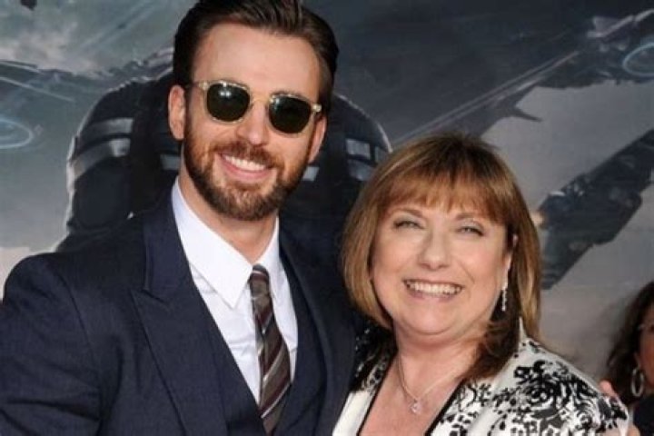 Chris Evans Parents: Meet G. Robert Evans And Lisa Capuano