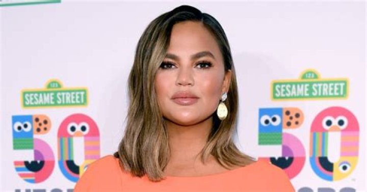 Chrissy Teigen Responds to Criticism Over L.A. Restaurant Recommendations |