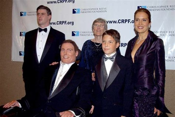 Christopher Reeve: Paralysis, Family, And Triumph