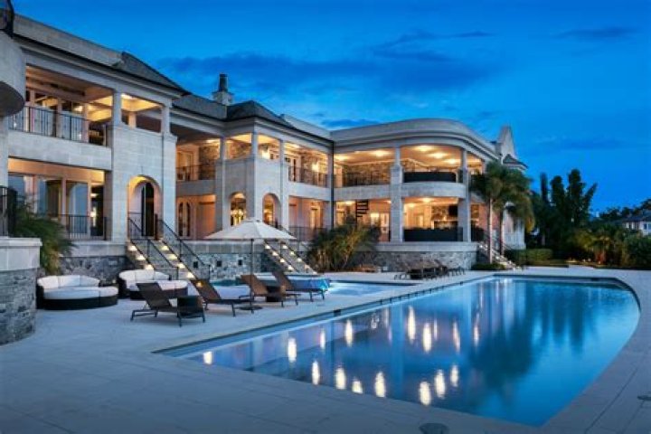 Derek Jeter Net Worth: Earnings, Houses & Lifestyle