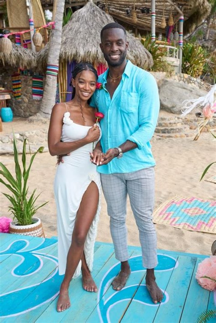 Eliza Isichei and Aaron B spoilers as fans want peace for Bachelor In Paradise star ·