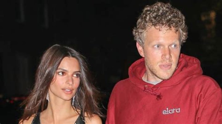 Emily Ratajkowski Husband, Ethnicity, Kids, Parents, Age, Net Worth & More ·