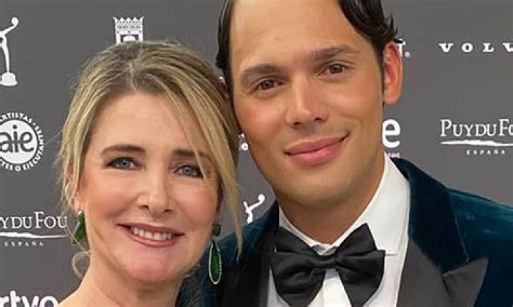 Emmanuel Palomares (TV Actor) - Age, Birthday, Bio, Facts, Family, Net Worth, Height & More ·