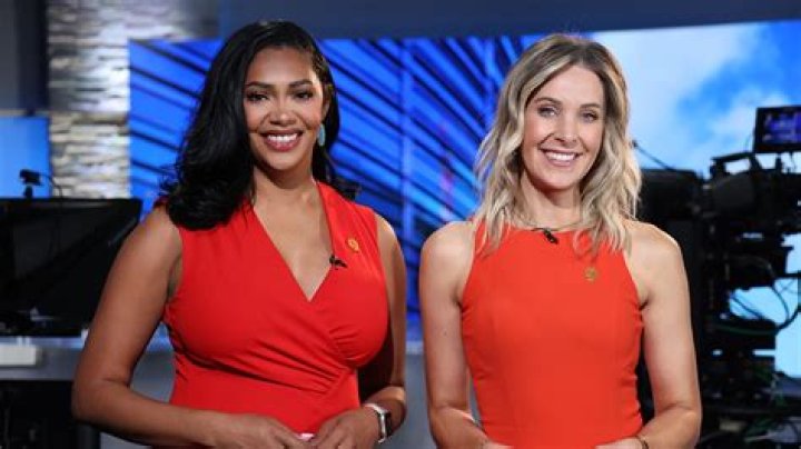 Explore American NBC Reporter Ben Collins' Wiki, Parents, Dating, Career, & Net Worth