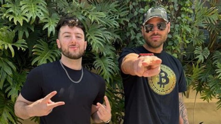 Heelmike (Twitch Star) - Age, Birthday, Bio, Facts, Family, Net Worth, Height & More |