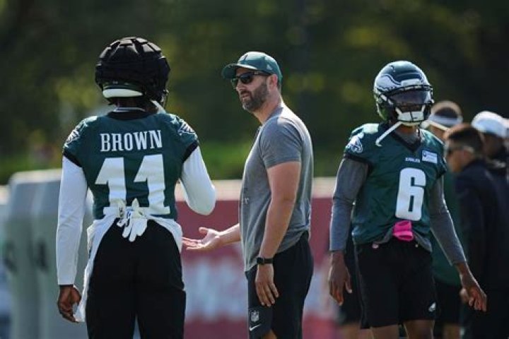 How Nick Sirianni's Brotherly Bond Fuels His Coaching Success