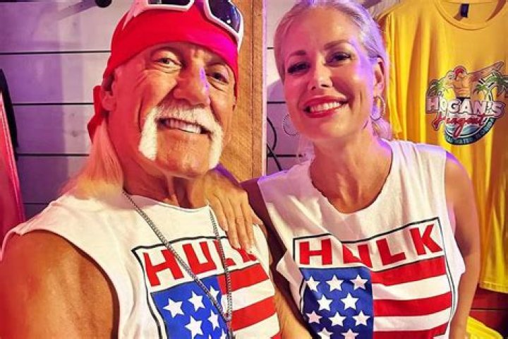 Hulk Hogan Marries Sky Daily in Florida |
