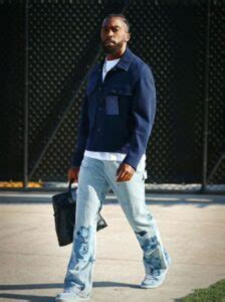 Injuries, Girlfriend and Net Worth! ·