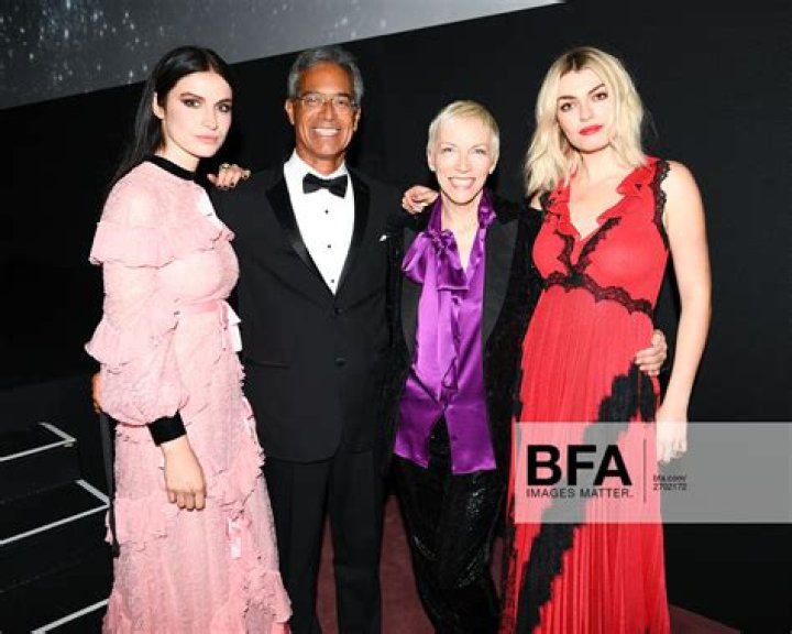 Inside Annie Lennoxs Third Nuptials to Spouse Mitch Besser ·