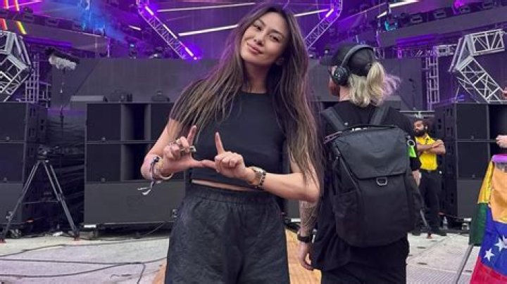 Inside The Life of Famous American actor B.J. Novak: Biography, Net Worth & More