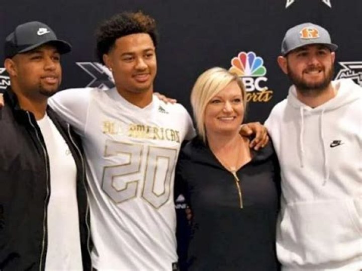 Jaxon Smith-Njigba Mother Jami Smith, Father Maada Njigba Family Ethnicity ·