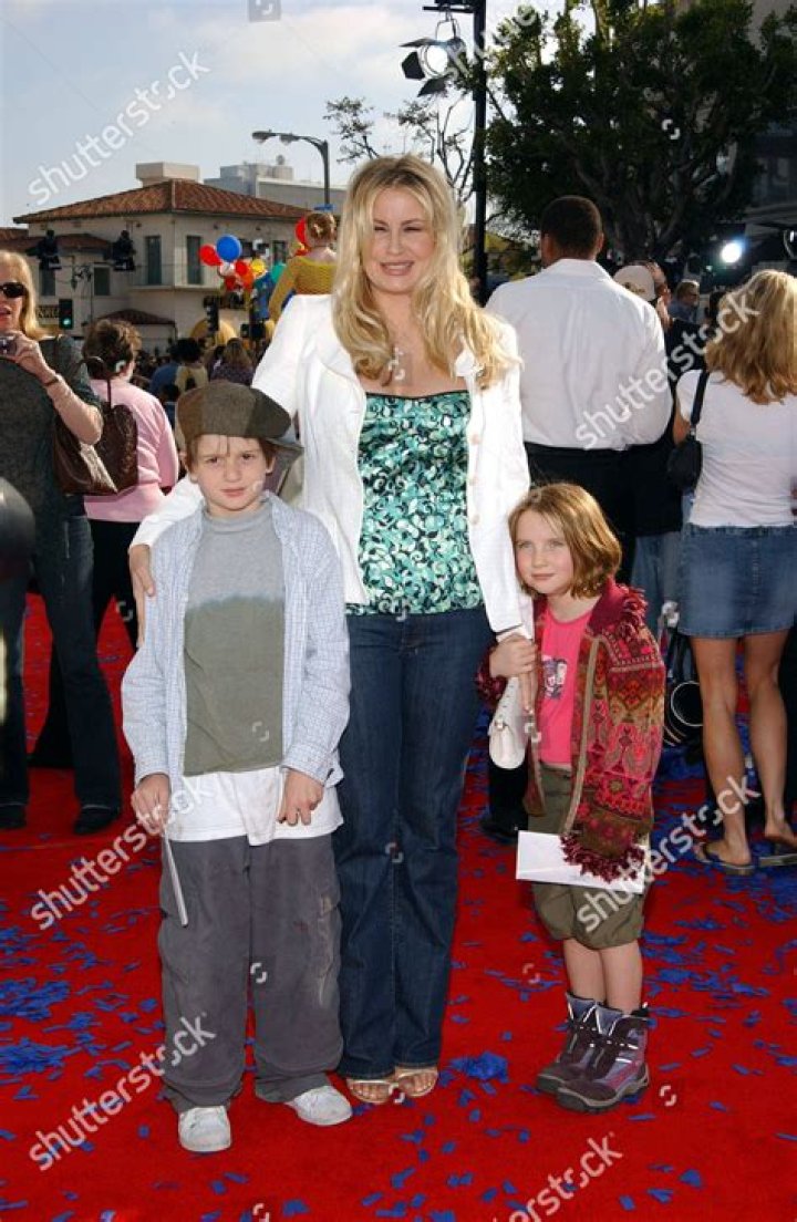 Jennifer Coolidge children: Does Jennifer Coolidge have kids?