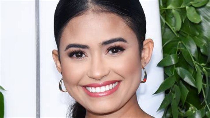 Jessenia Cruz Parents, Ethnicity, Age, Wiki, Biography, Boyfriend, Bachelor, Career
