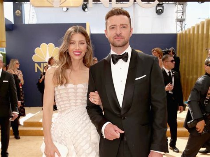 Jessica Biel wears Giambattista Valli for her wedding to Justin Timberlake |