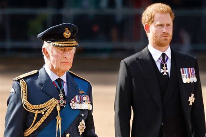 
King Charles III and Prince William Make Surprise Appearance and Greet Mourners Waiting to See Queen Elizabeth II 