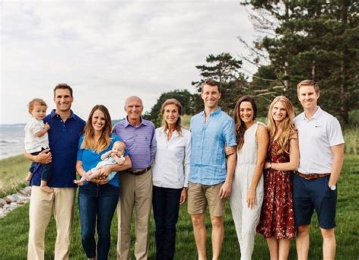 Kirk Cousins Bio, Parents, Siblings, Wife, Children