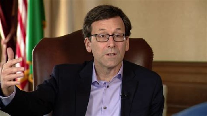 Kirsten Ferguson net worth and salary income estimation Jan, 2024 ·