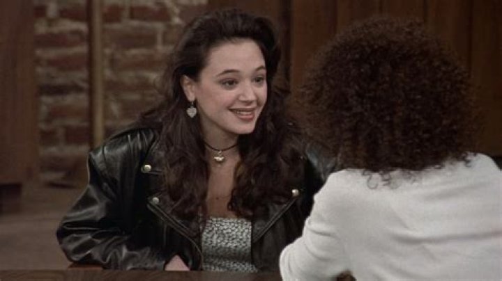 Leah Remini's Breakthrough Role In "Friends" (1995)