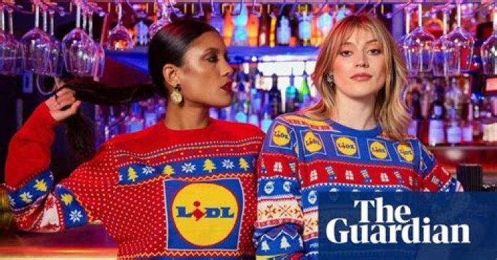 Lidl tempts green shoppers with Christmas jumper loan scheme | Christmas
