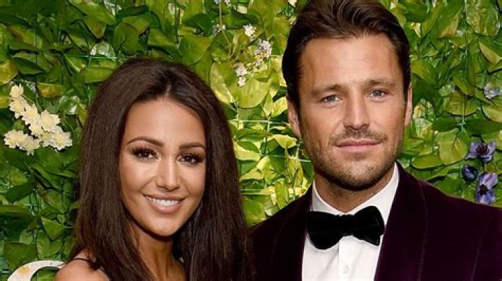 Mark Wright and Michelle Keegan's sun-soaked swimming pool belongs in a spa retreat |