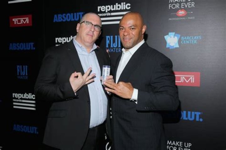 MC Serch - Bio, Age, Net Worth, Married, Nationality, Body Measurement, Career ·