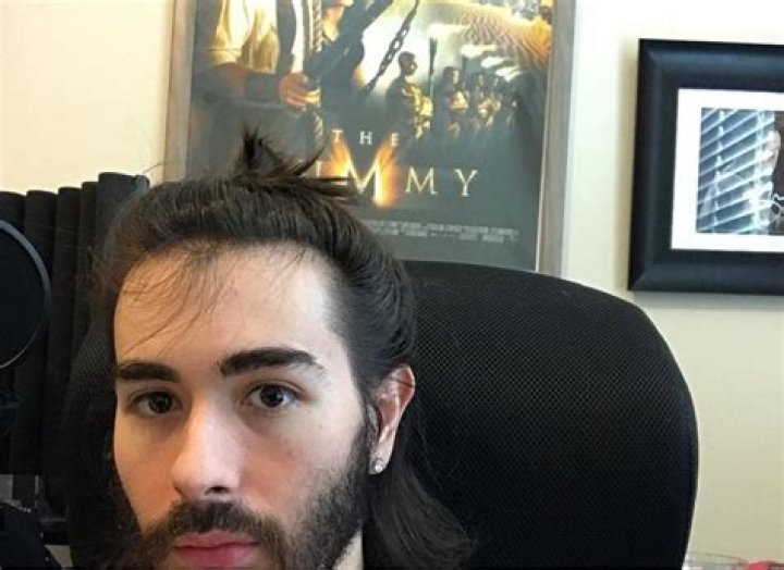 Moist Critical Face Reveal What Does He