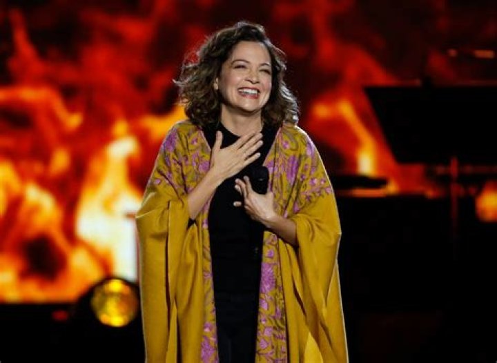 Natalia Lafourcade Bio, Age, Height, Career, Husband, Children, Net Worth