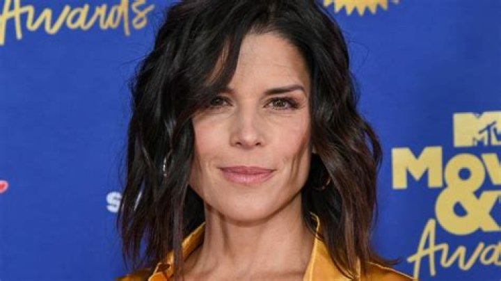 Neve Campbell - Biography | HELLO! |