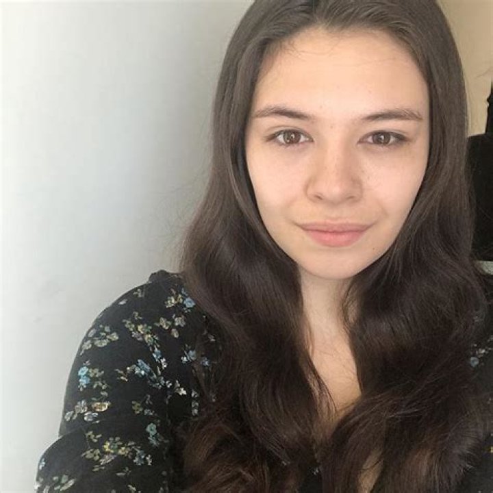 
Nicole Maines Height, Weight, Net Worth, Age, Birthday, Wikipedia, Who, Nationality, Biography 