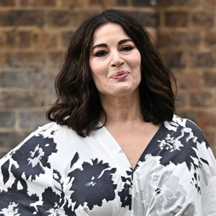 Nigella Lawson Bio, Age, Career, Net Worth, Family & More