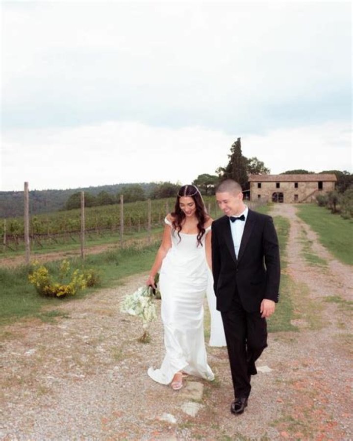 Noel Miller Biography, Age, Height, Partner, Net Worth ·