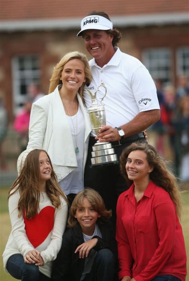Phil Mickelson Wife, Age, Wiki, Family, Height, Net Worth ·
