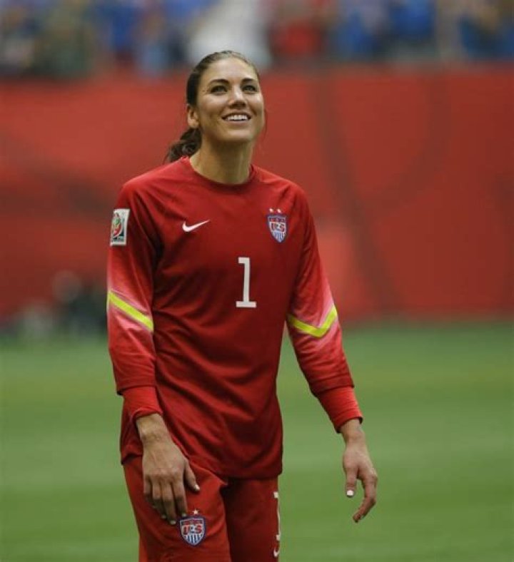 [PICS] Hope Solo See Pics Of The Soccer Player Hollywood Life
