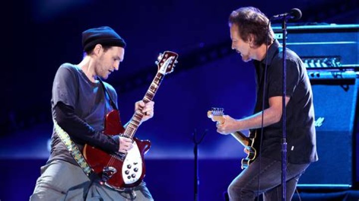 Red Hot Chili Peppers Guitarist's Love Life: Meet His Girlfriend