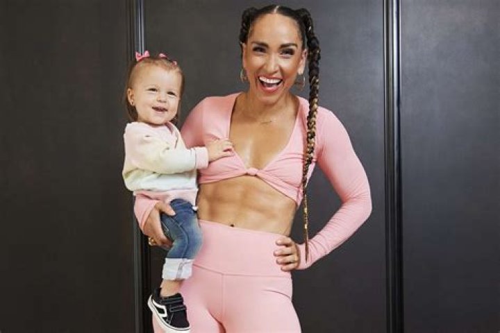 Robin Arzon Wiki, Age, Biography, Height, Parents, Husband, ·