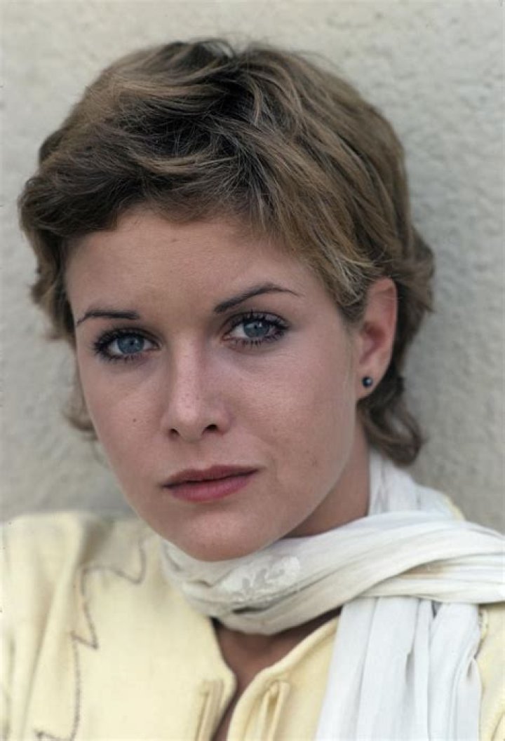 Season Hubley Biography ·