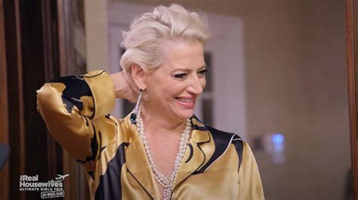 See Dorinda, Brandi & More In Wild 1st Look Hollywood Life ·