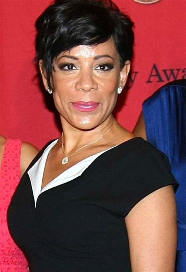 Selenis Leyva Height, Weight, Age, Spouse, Family, Facts, Biography