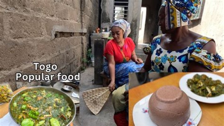 Togolese Woman Makes Perfectly Round Vetkoeks In