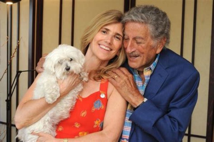 Tony Bennett Wife, Who Is Susan Crow? Wife Age, Kids, Family, Net Worth