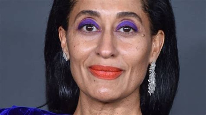 Tracee Ellis Ross sparks reaction with high school photo