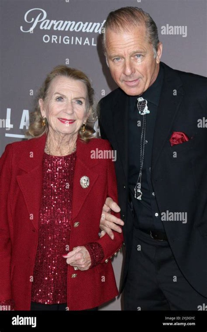 Unveiling The Fate Of Juliet Bragg's Husband: A Historical Narrative