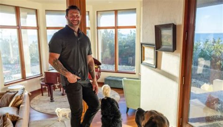 Unveiling The Secrets Of Lee Asher Luke Barton: Discoveries And Insights