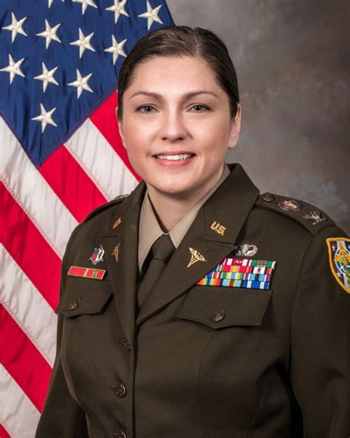 VivaBlog | Charlene Holt - Bio, Age, Wiki, Facts and Family