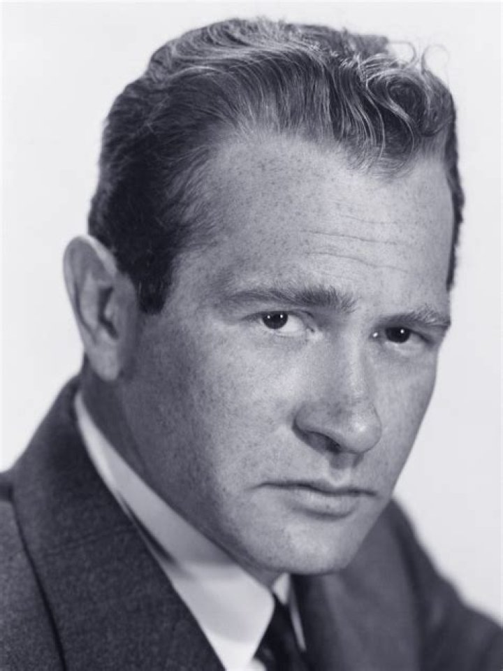 VivaBlog | Darren McGavin - Bio, Age, Wiki, Facts and Family