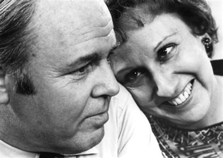 VivaBlog | Jean Stapleton - Bio, Age, Wiki, Facts and Family